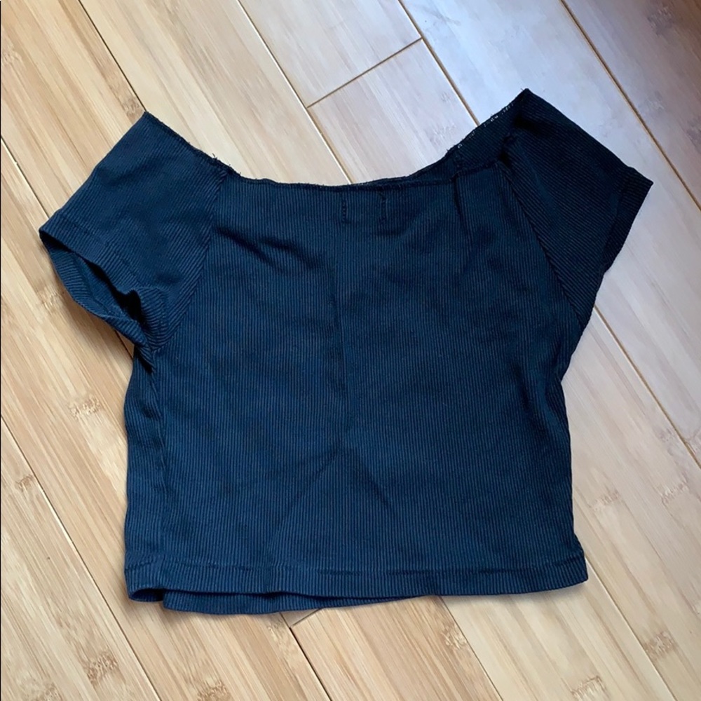 Brandy Melville Off The Shoulder Crop Top